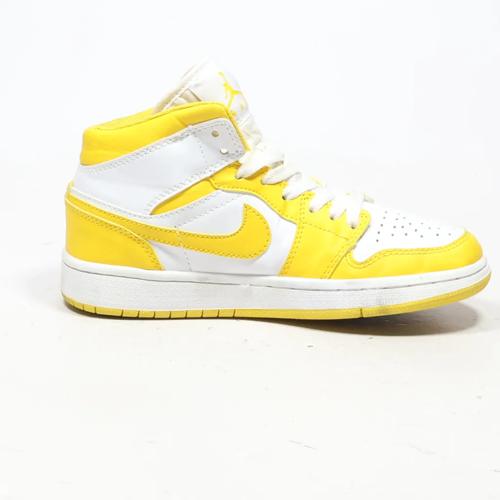 Air Jordan Air Jordan 1 Mid Se Sneakers Leather Yellow Color For Kids