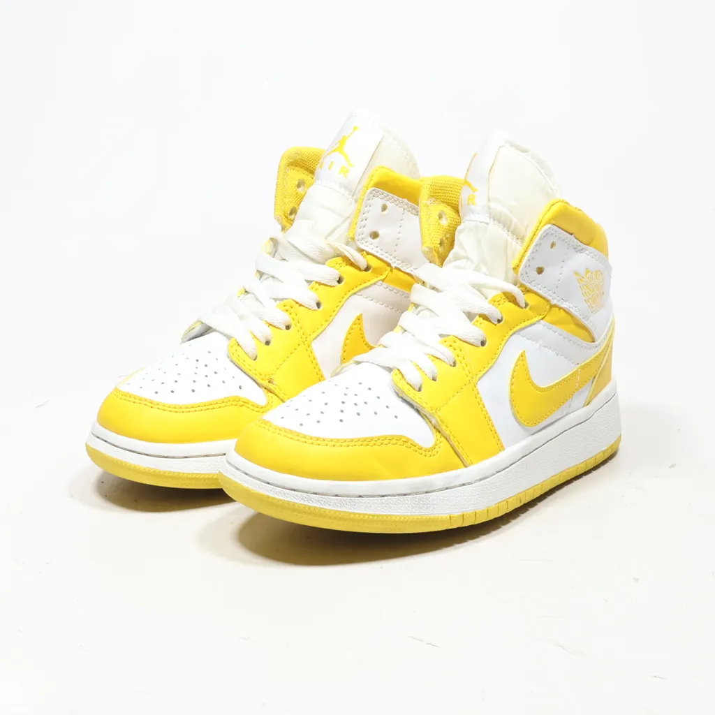 Air Jordan Air Jordan 1 Mid Se Sneakers Leather Yellow Color For Kids