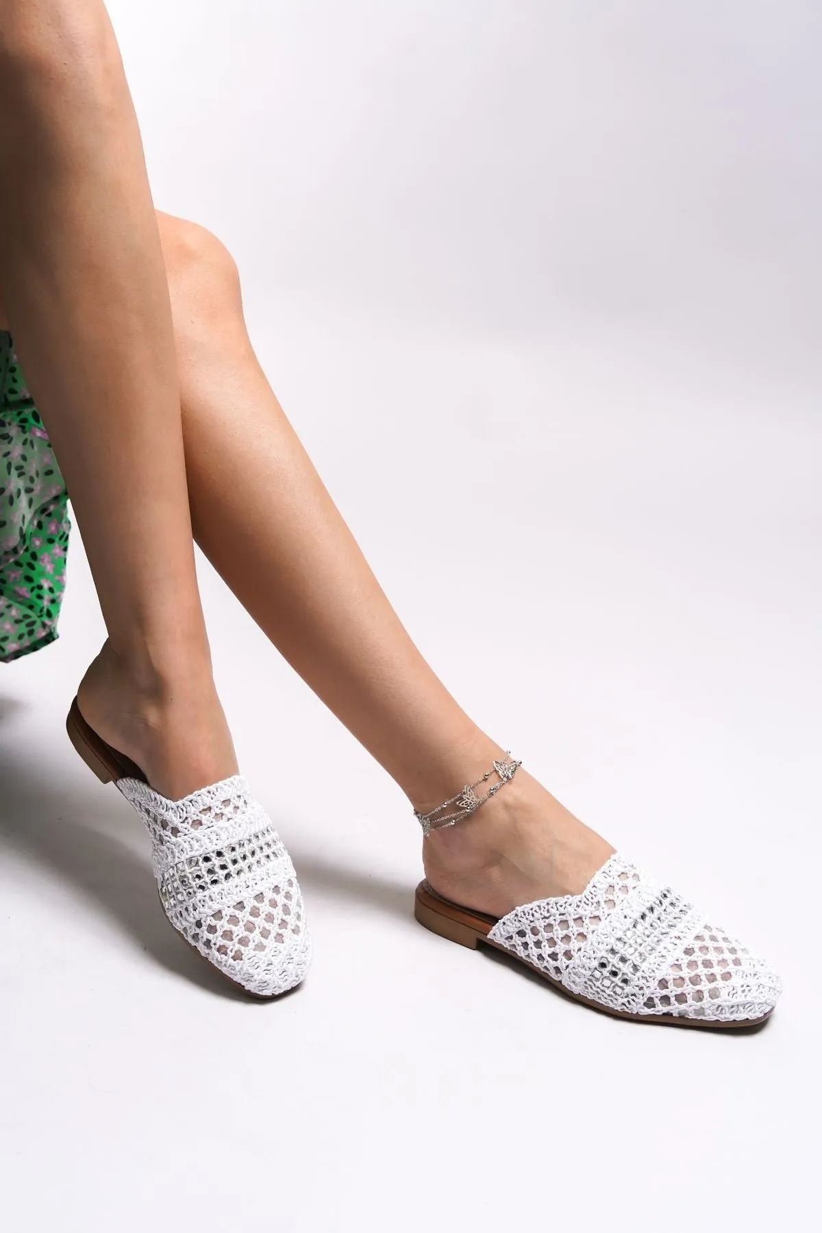 BHİLNASH WOMEN'S Slippers 0012101 White