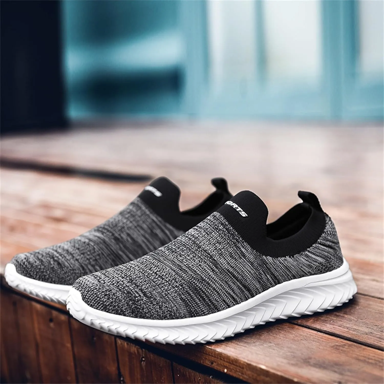 Breathable Diabetic Shoes for Men Lightweight Sport Gym Jogging Walking Sneaker Convenient Elderly Slip on Shoes