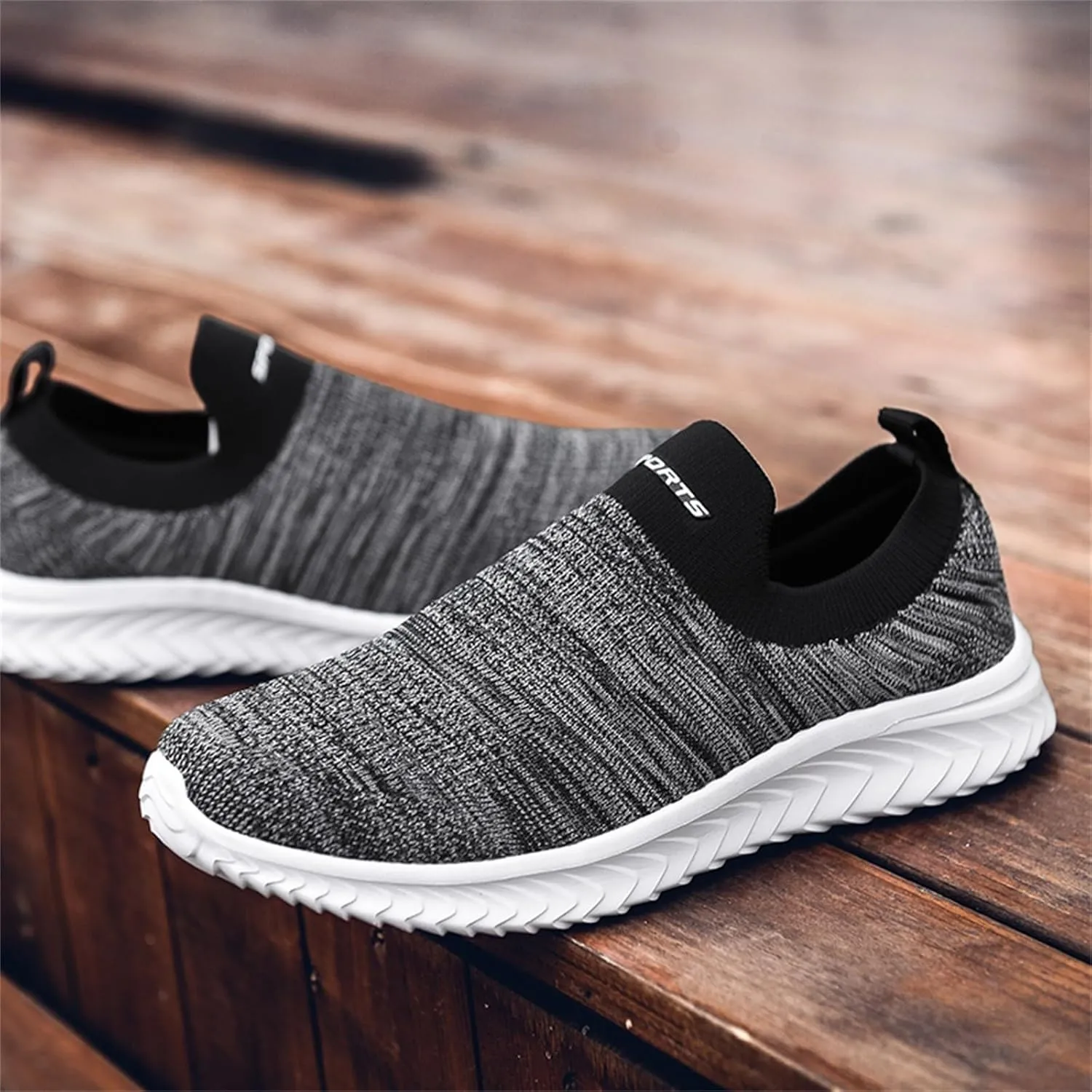 Breathable Diabetic Shoes for Men Lightweight Sport Gym Jogging Walking Sneaker Convenient Elderly Slip on Shoes