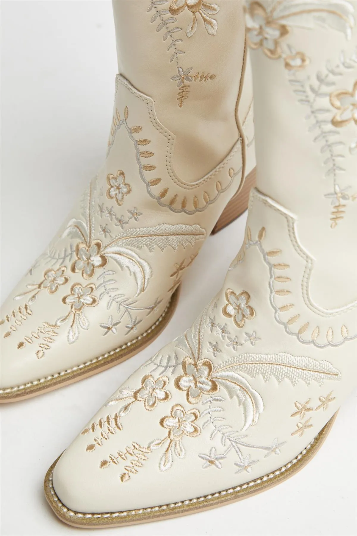 Cream Embroidered Cowboy-Boots