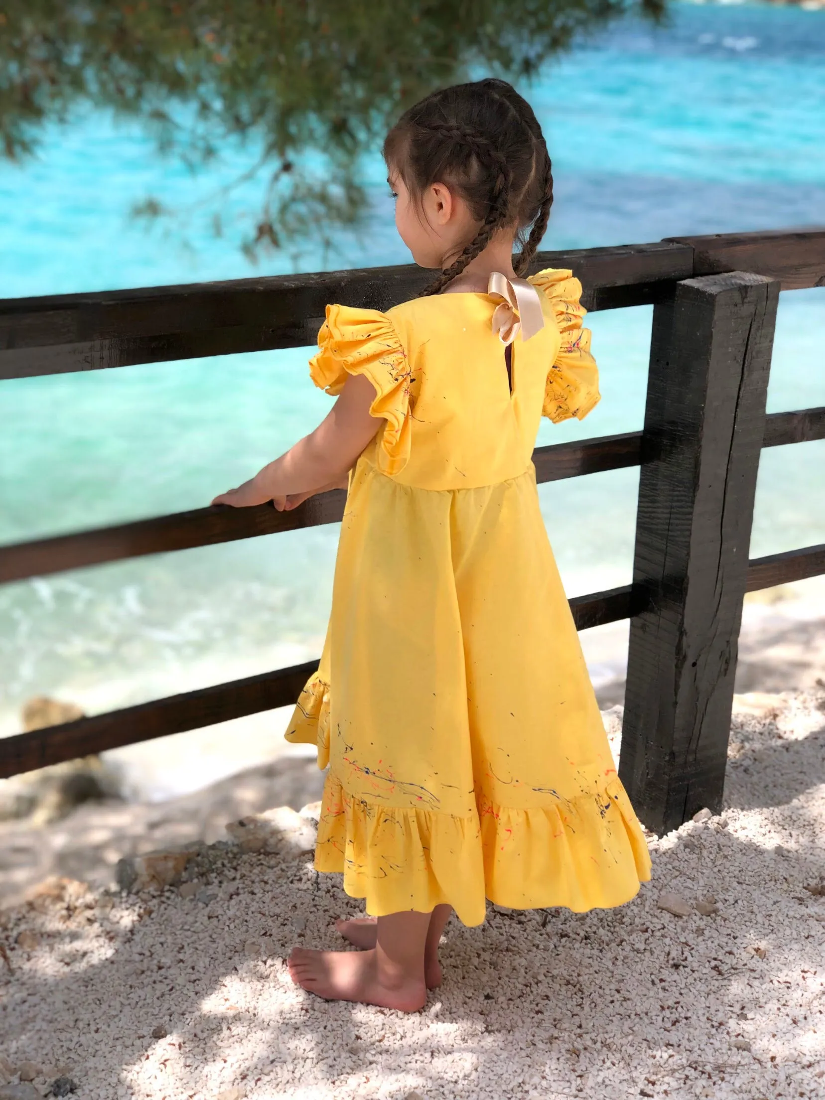 Daisy Yellow