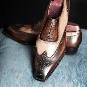 Fiddle-Back Beveled Waist Men's Dress Shoes
