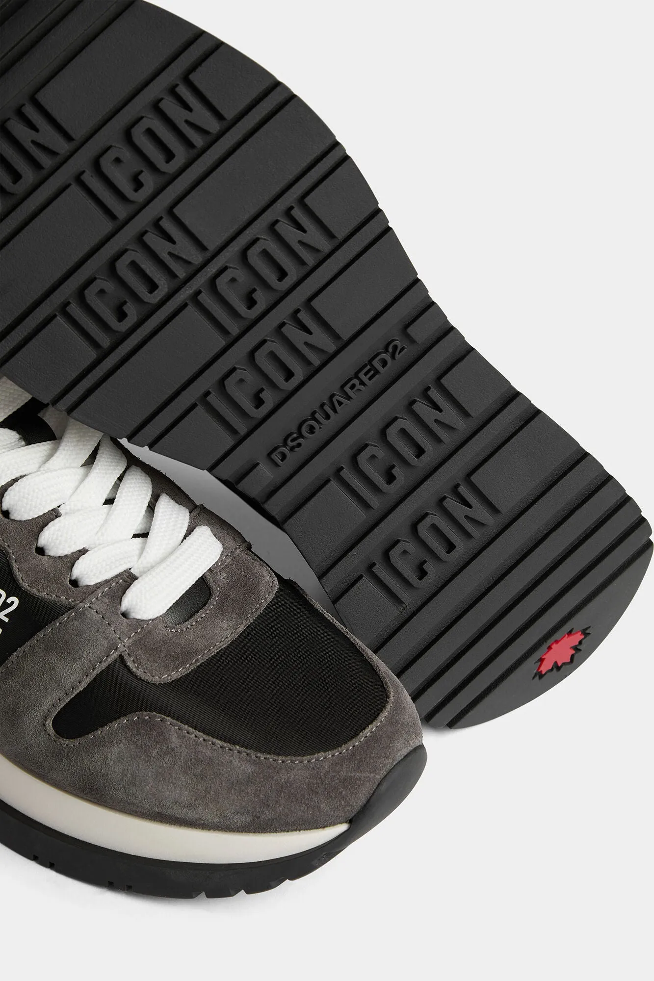 ICON RUNNING SNEAKERS