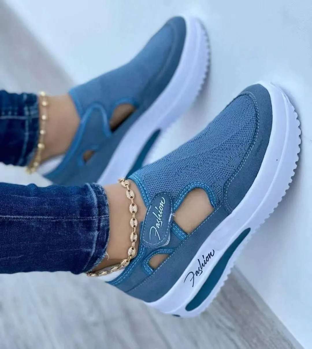 Ladmiple Shoes For Women Sneakers Trendy Slip On Walking Shoes Non Slip Lightweight Fashion Lace Up Platform Loafers
