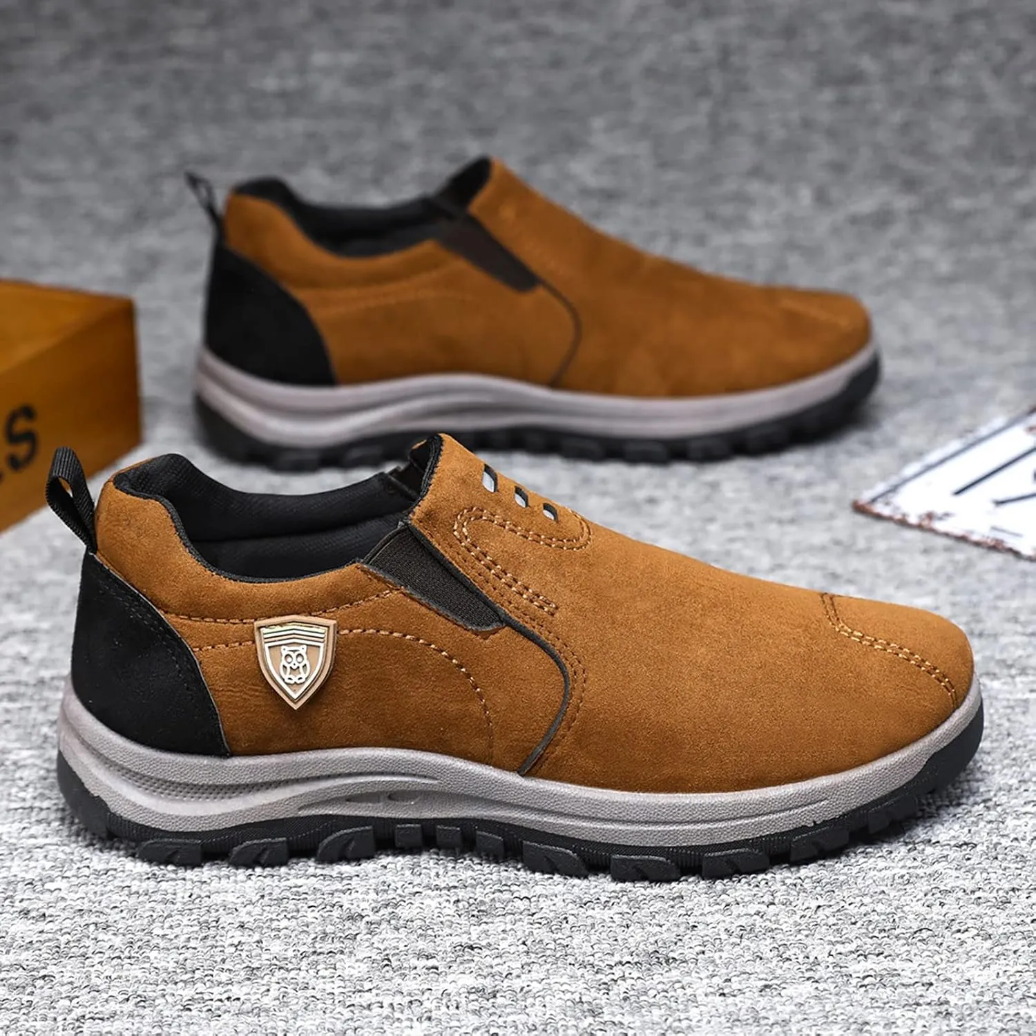 Men's Lightweight Non Slip Barefoot Shoes Supportive Running Athletic Sneaker Hook and Loop Orthopedic Sneakers