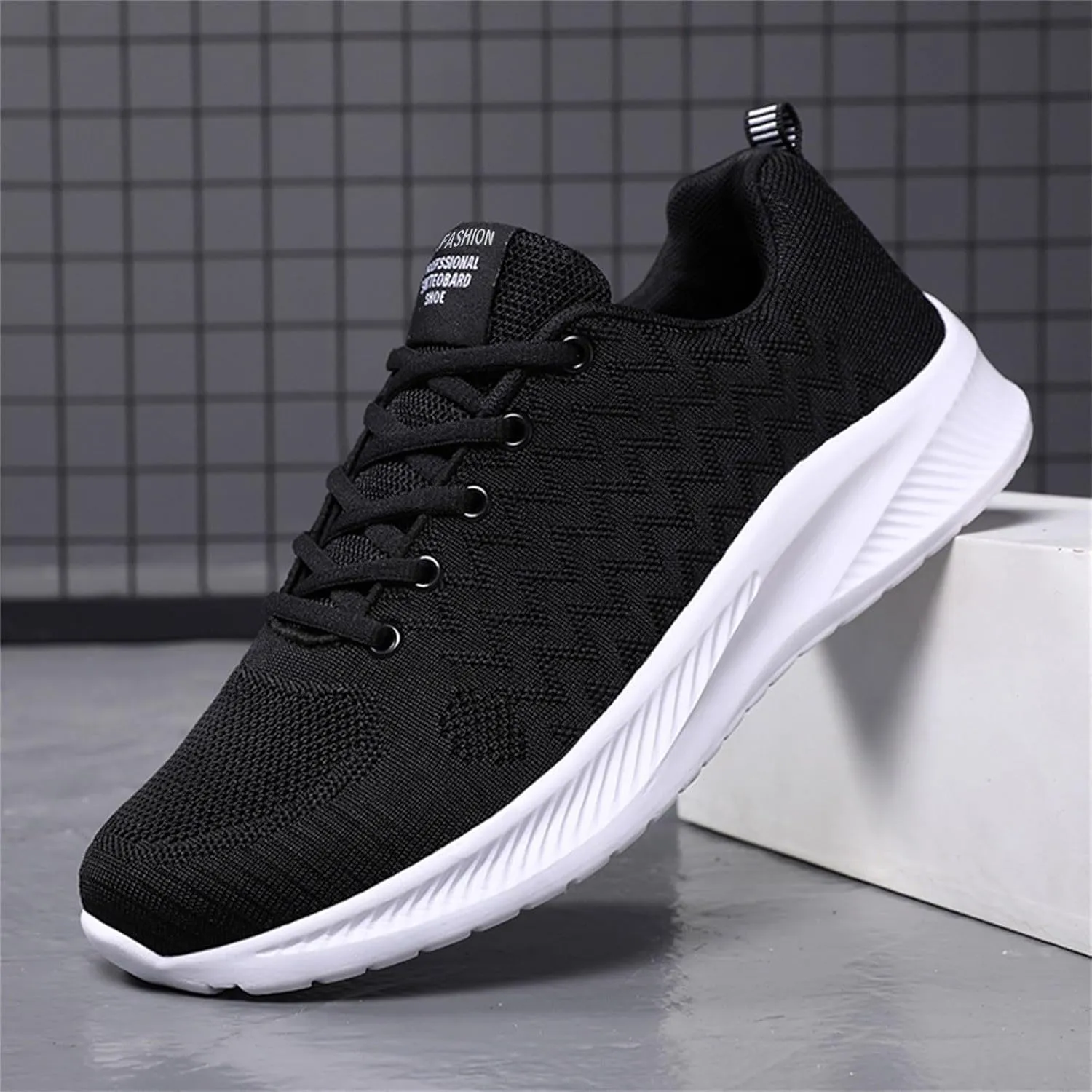 Men's Orthopedic Comfortable Slip-On Shoes Comfortable Breathable Lightweight Tennis Shoe Non Slip Walking Shoes