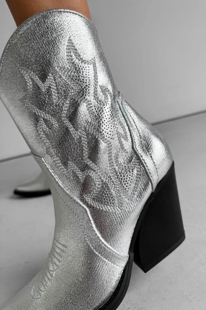 NIA Western Cowboy Boots - Silver