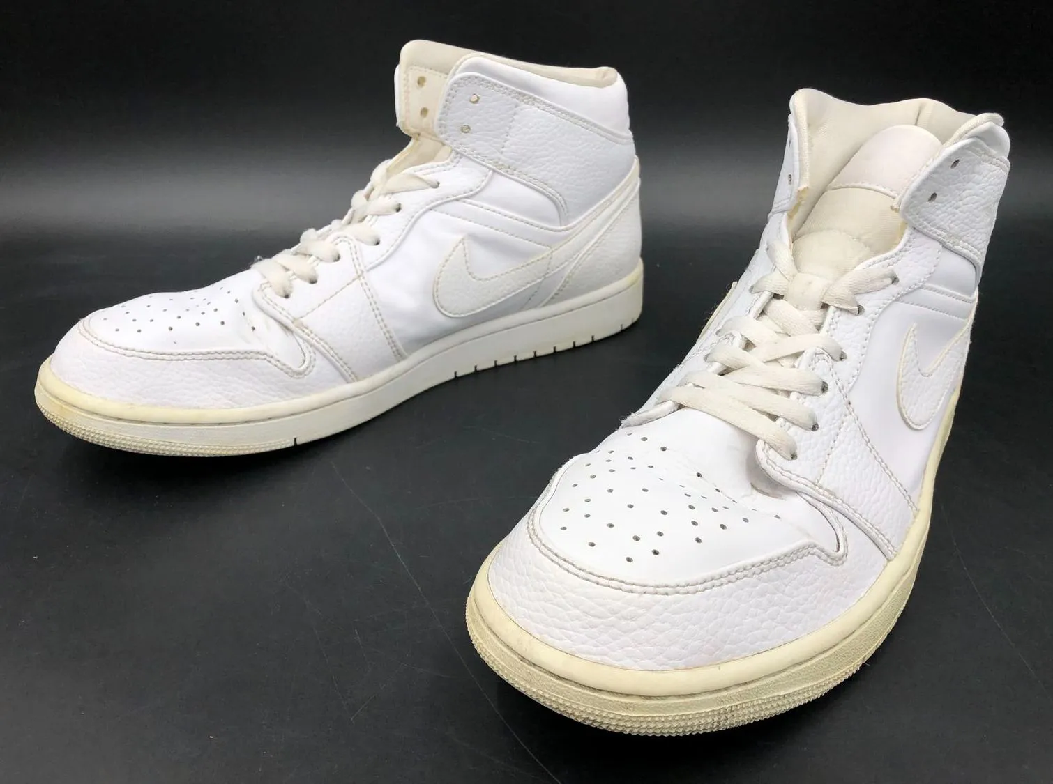 Nike Air Jordan 1 Mid 'Triple White' 2020 Men's Sneakers - Size 11 ( COA)
