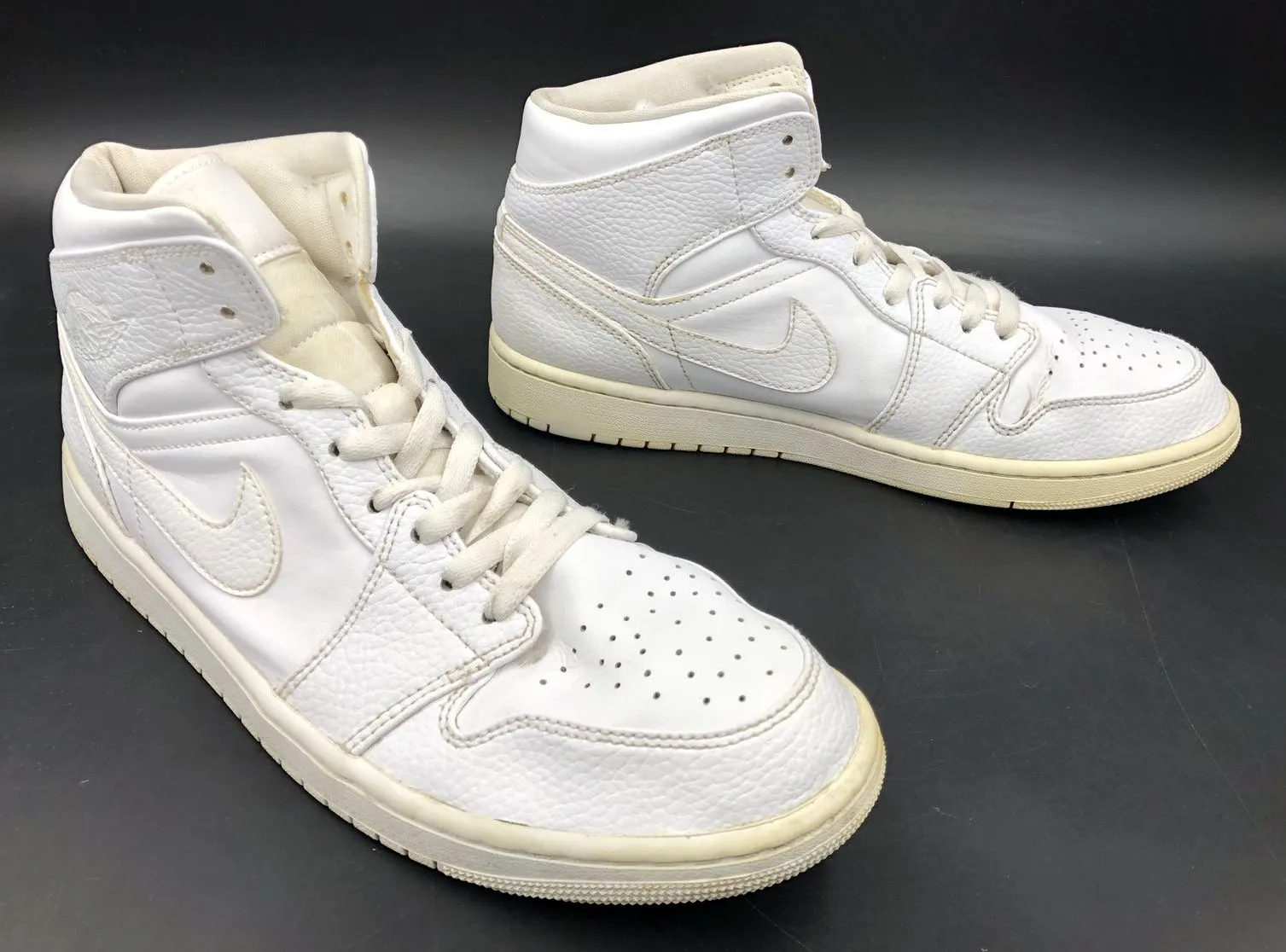 Nike Air Jordan 1 Mid 'Triple White' 2020 Men's Sneakers - Size 11 ( COA)