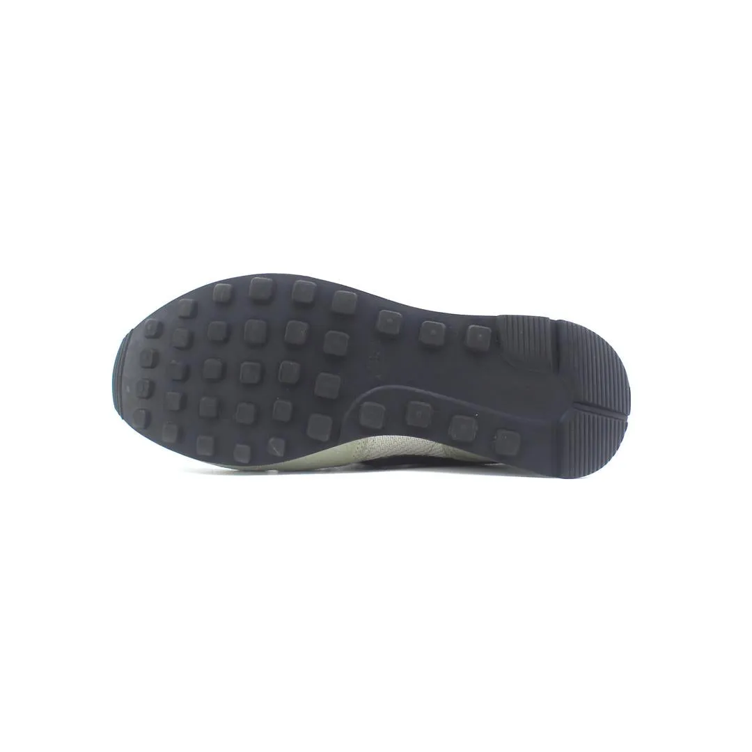 NIKE INTERNATIONLIST