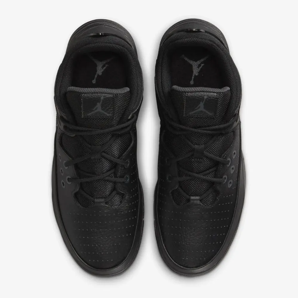 Nike mens Jordan Max Aura 5