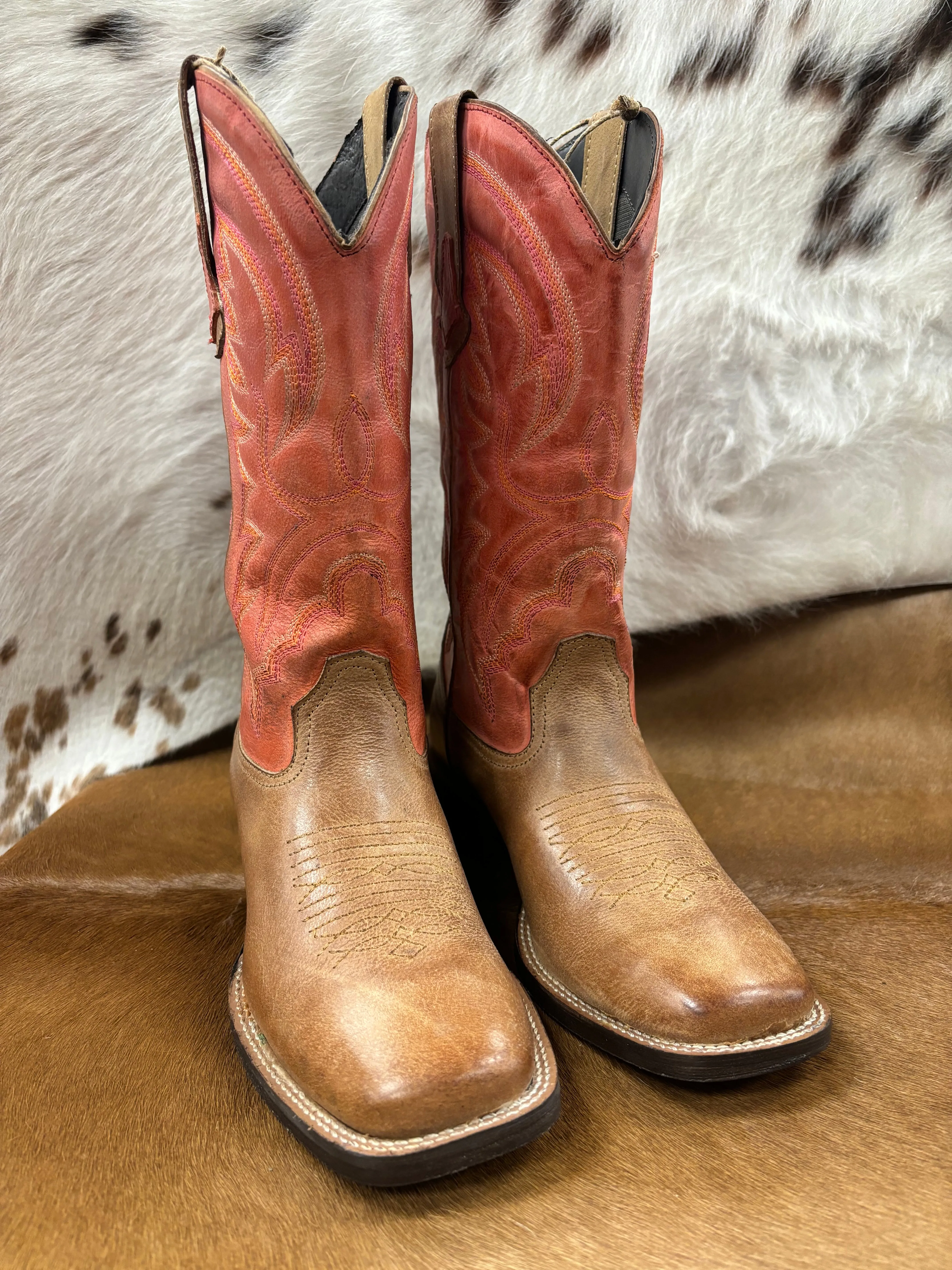 Roper Women's Lindsey Tan Burnished Leather & Red Top Square Toe Cowgirl Boots 0910-3528