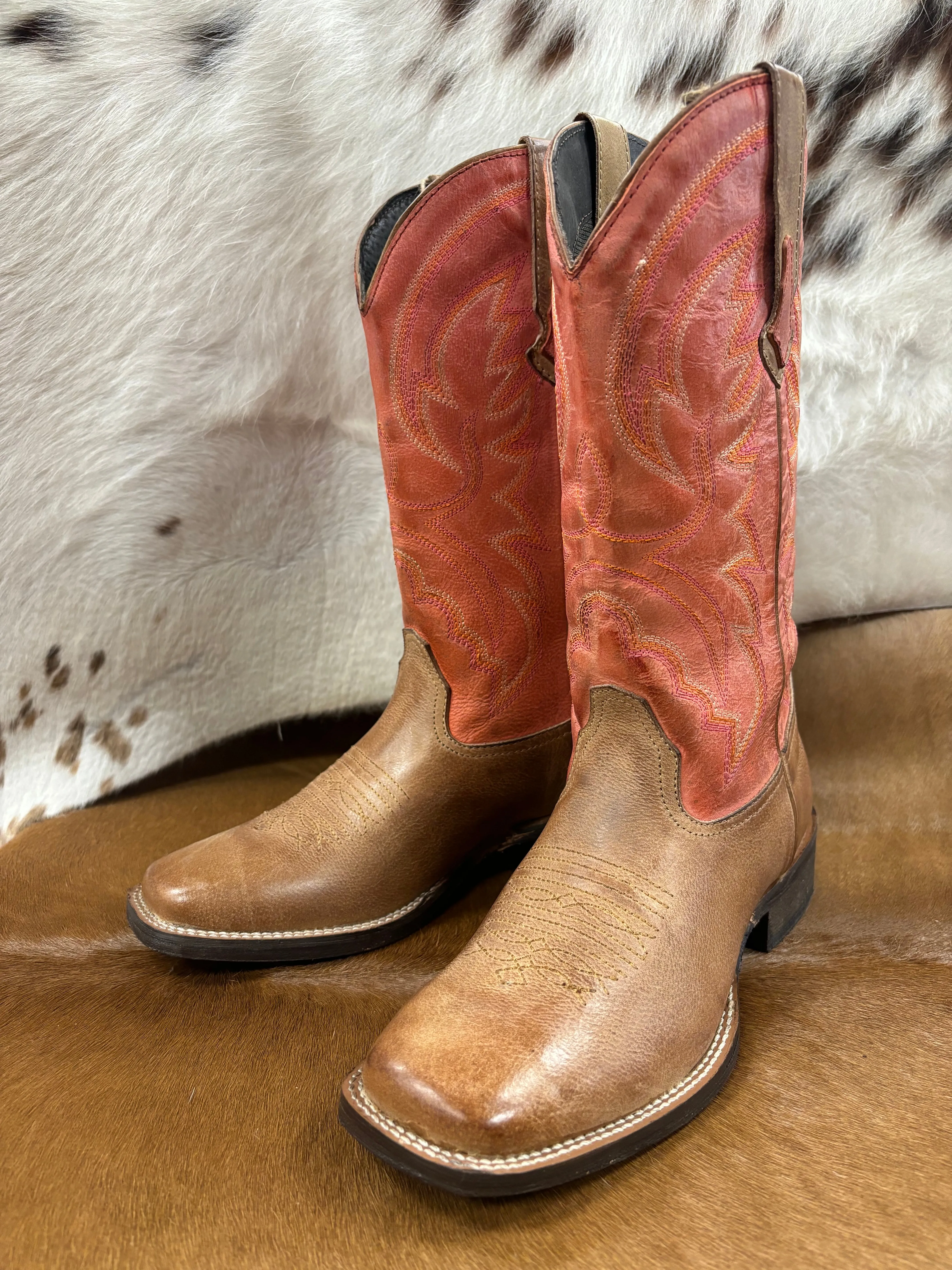 Roper Women's Lindsey Tan Burnished Leather & Red Top Square Toe Cowgirl Boots 0910-3528