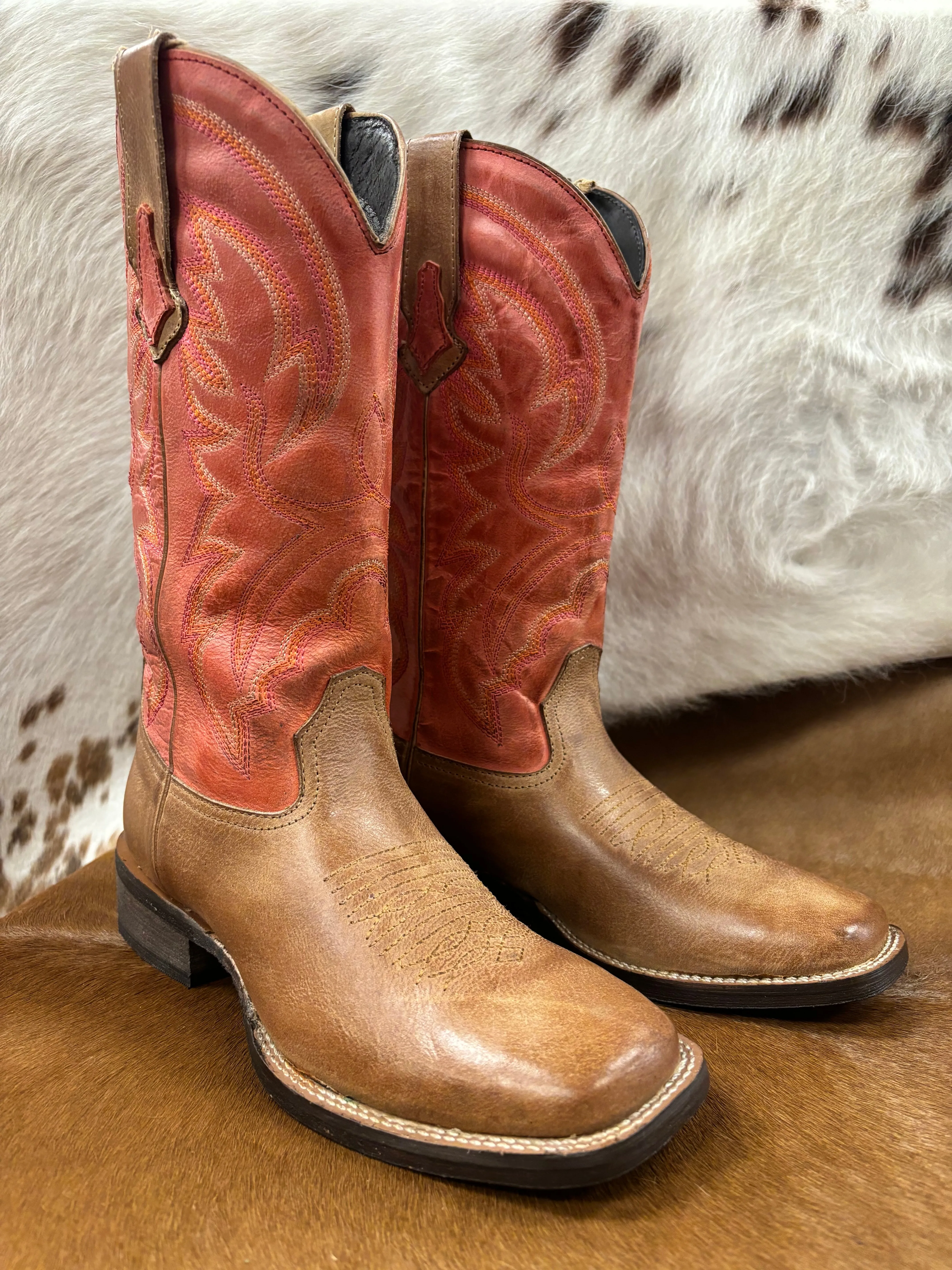 Roper Women's Lindsey Tan Burnished Leather & Red Top Square Toe Cowgirl Boots 0910-3528