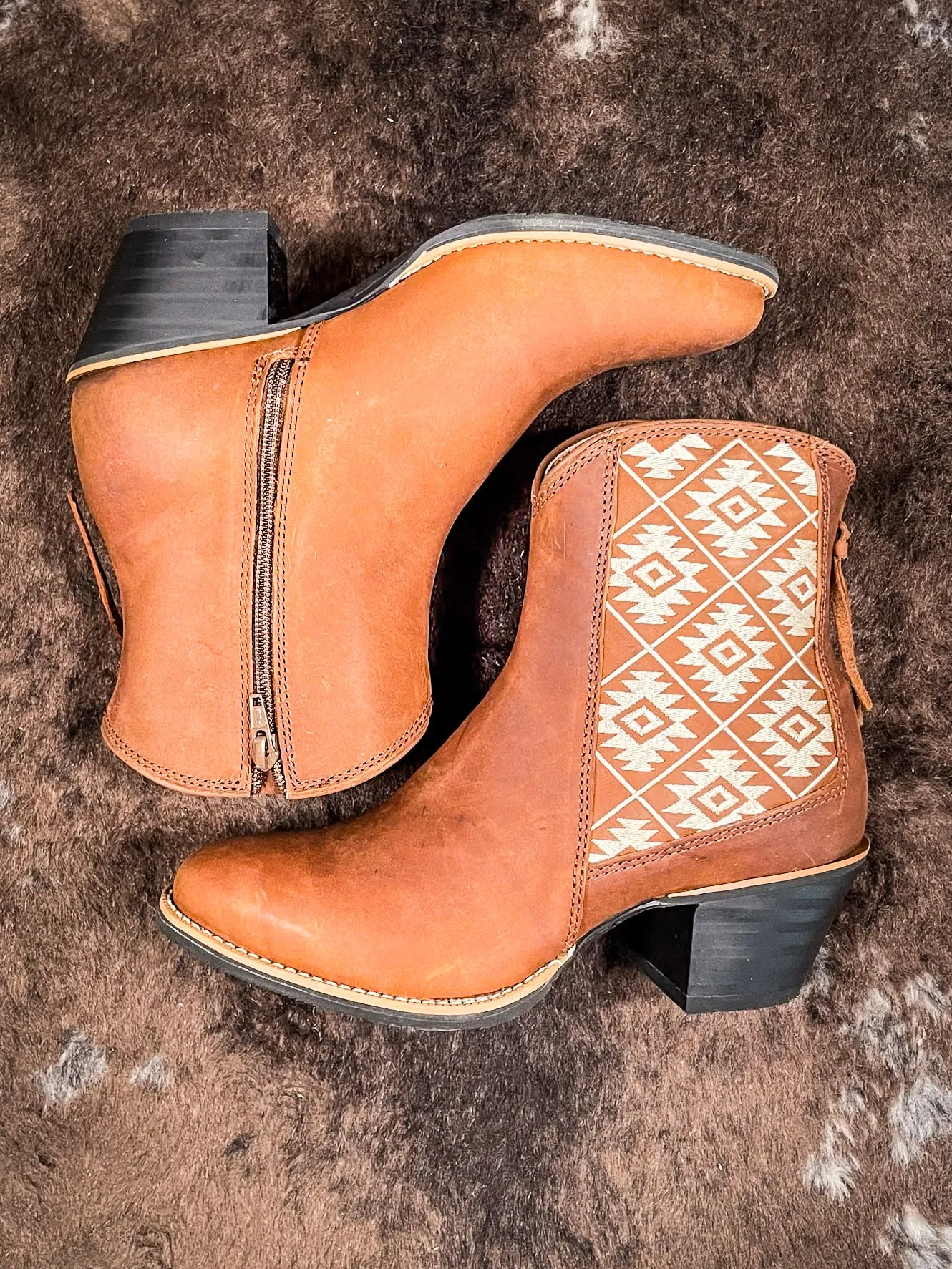 Sadie Twisted X Ankle Booties - Tan