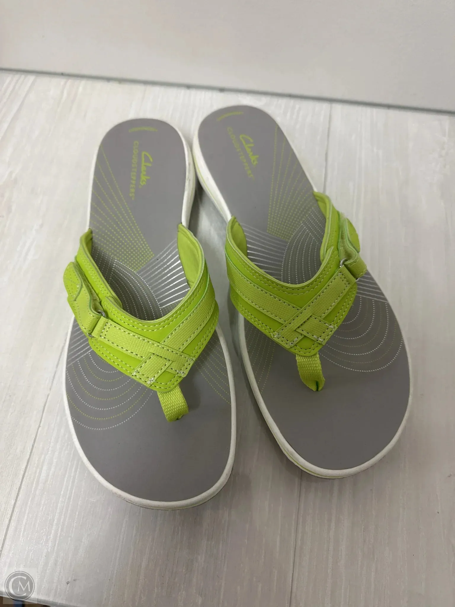 Sandals Flip Flops By Clarks In Green, Size: 11