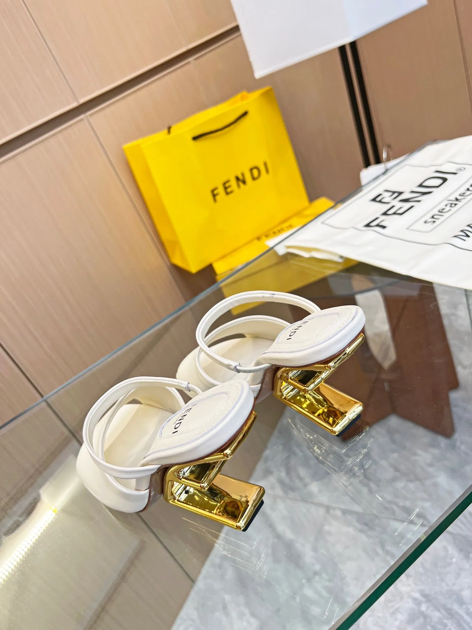 SE1151 FF First High-Heeled Sandals / Size5-11