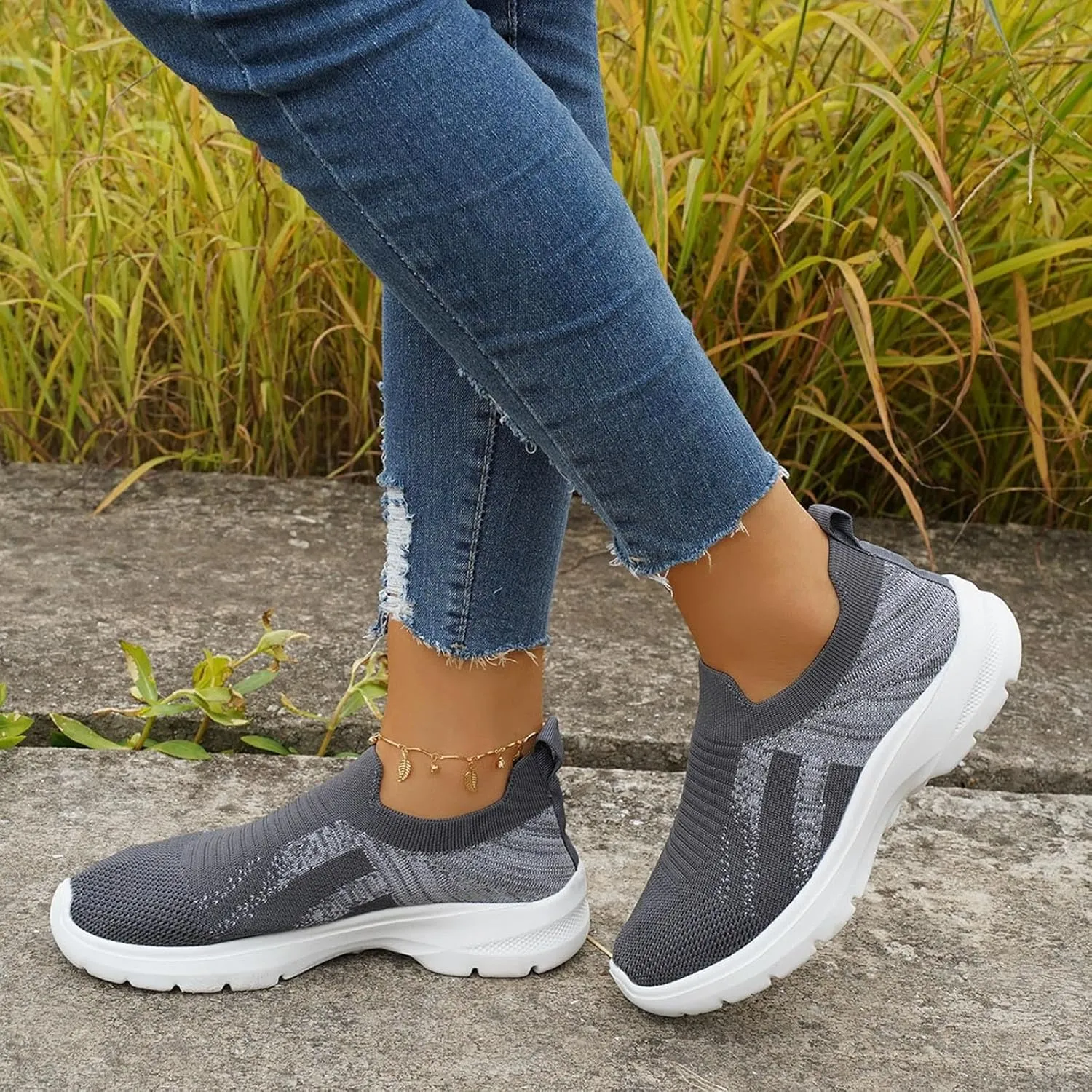 Shoes for Elderly Women Running Shoe Breathable Mesh Shoes for Gym Workout Sports Womens Slip on Shoes