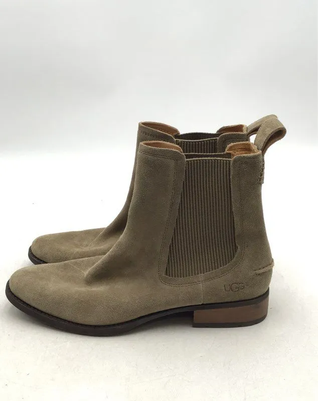 UGG Women's Hillhurst 1095393 Beige Ankle Chelsea Boots - Size 9
