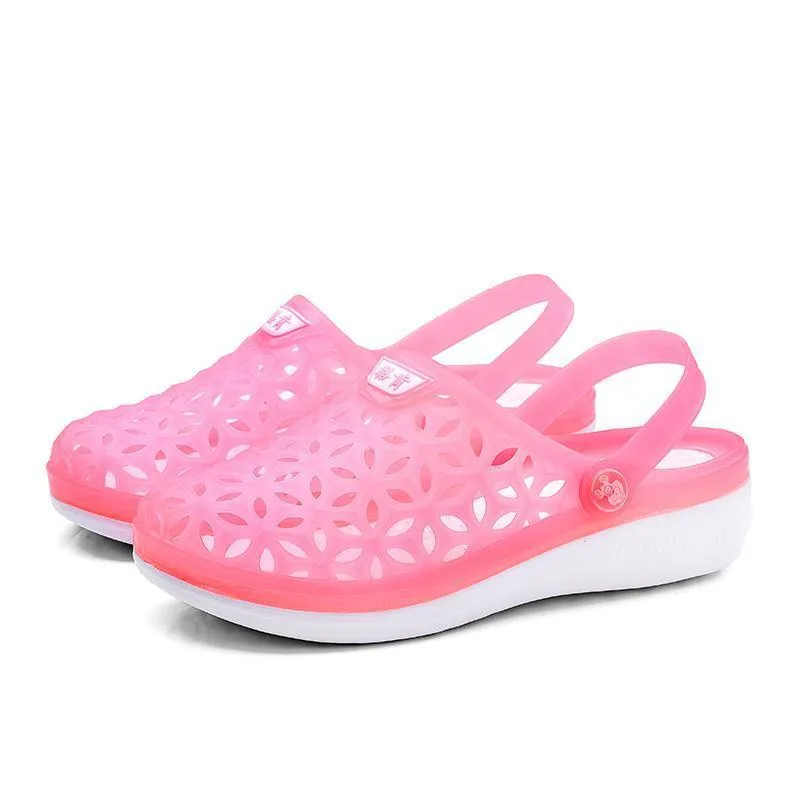 Women's Breathable Hole Non-slip Casual Sandals and Slippers