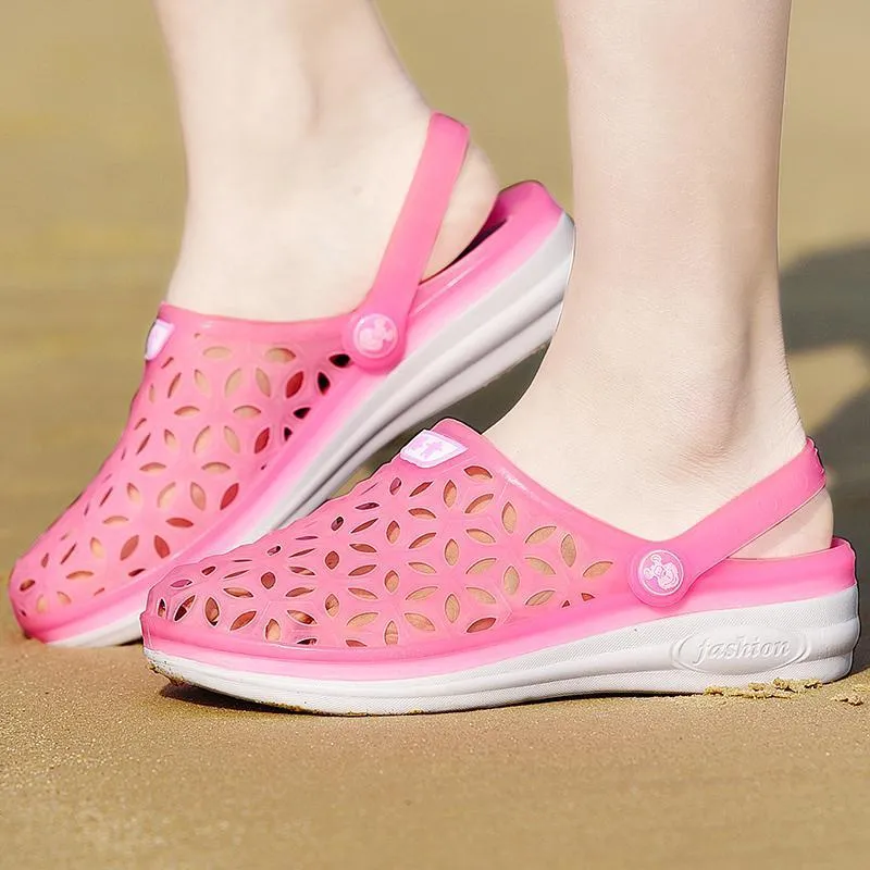 Women's Breathable Hole Non-slip Casual Sandals and Slippers