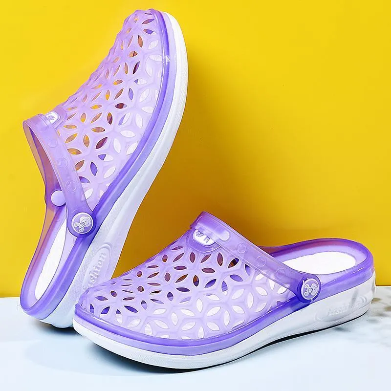 Women's Breathable Hole Non-slip Casual Sandals and Slippers