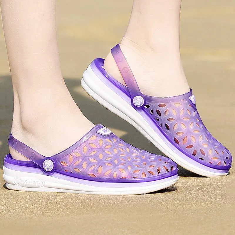 Women's Breathable Hole Non-slip Casual Sandals and Slippers