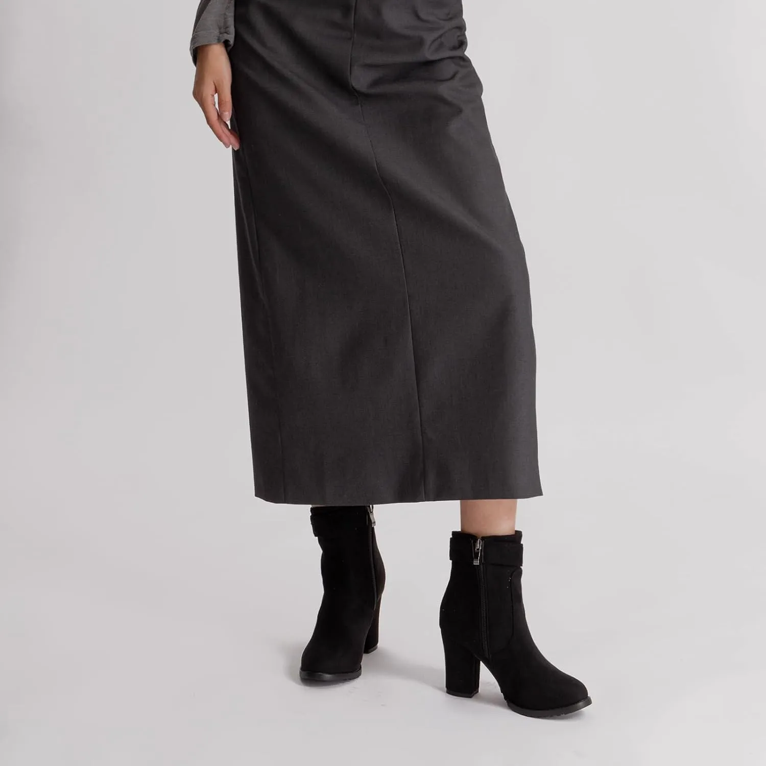 Women's Chunky Heel Ankle Boots with Zipper and Buckle