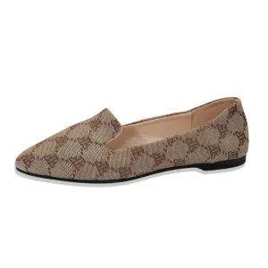 Women's patterned flat shoes