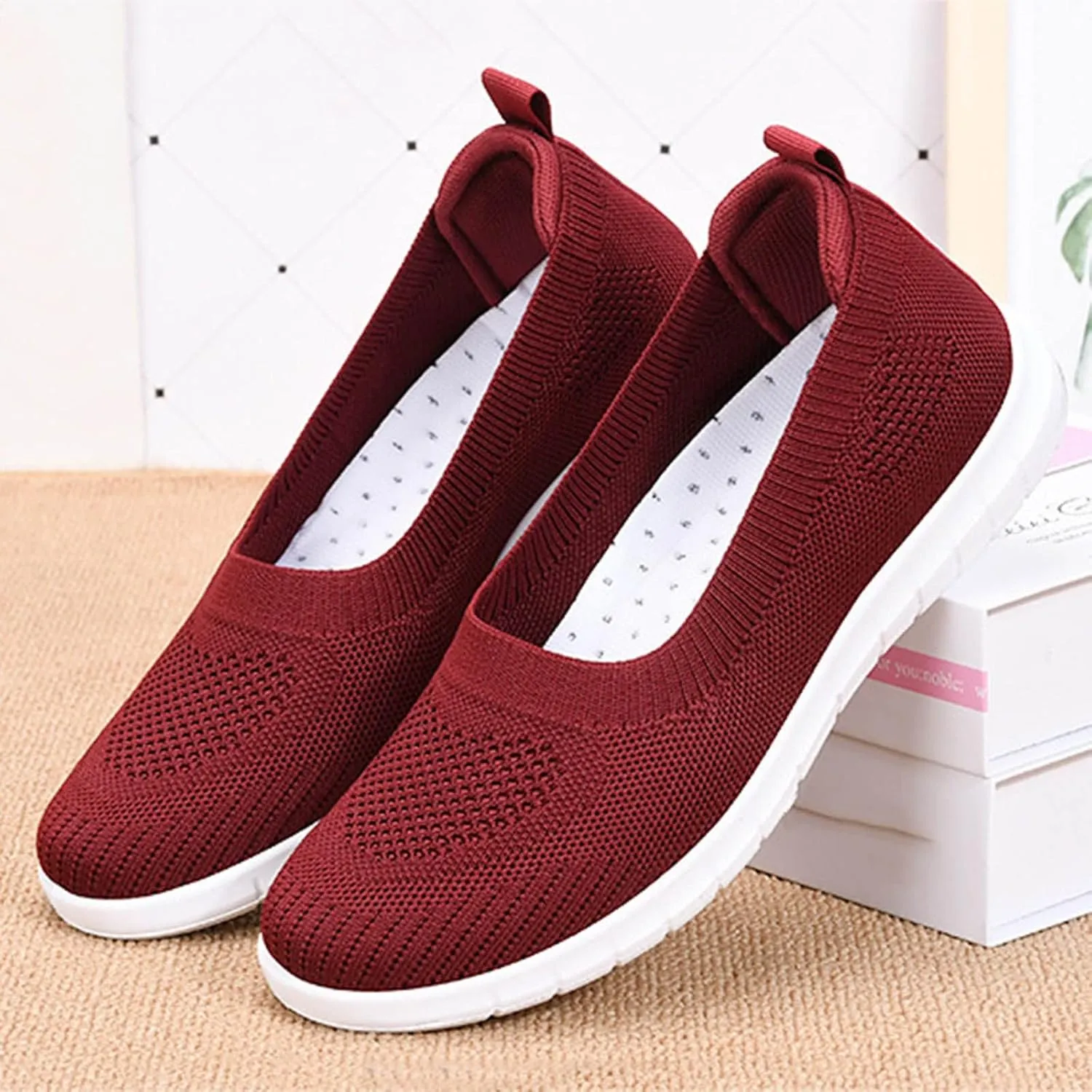 Womens Walking Sneakers Women Lace Up Shoes Flats Casual Shoes Lightweight Work Shoes Breathable Slip Work Trainers